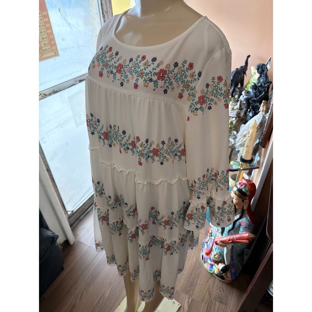 VIVI by Violet Weekend Ivory Floral Tiered Babydoll Dress XL Boho Ruffle Sleeve - Picture 3 of 7